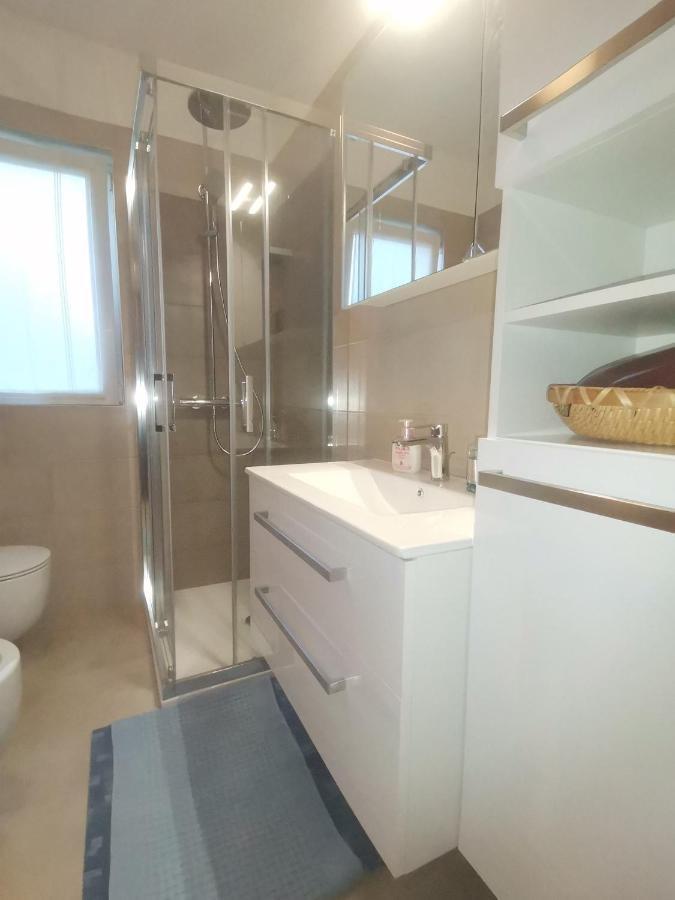 Apartman Hola Novigrad Istria Extérieur photo