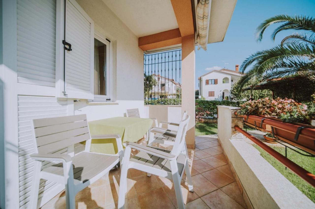 Apartman Hola Novigrad Istria Extérieur photo